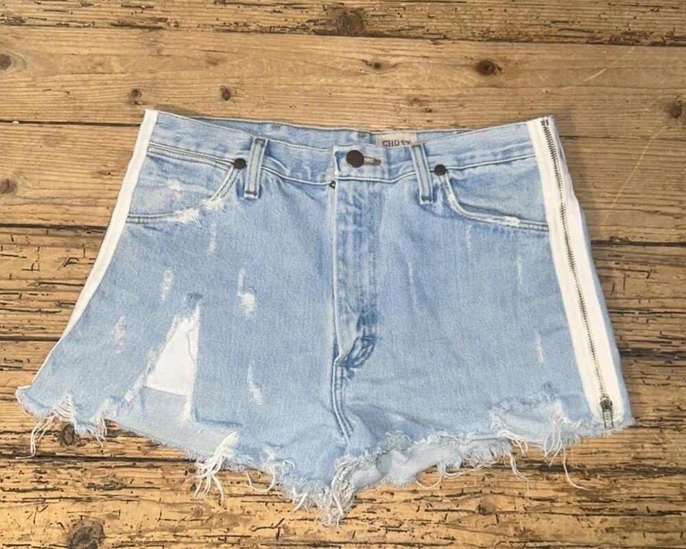 Furst Of A Kind Women’s Size 8 Light Wash Cut Off Side Zipper Jean Shorts